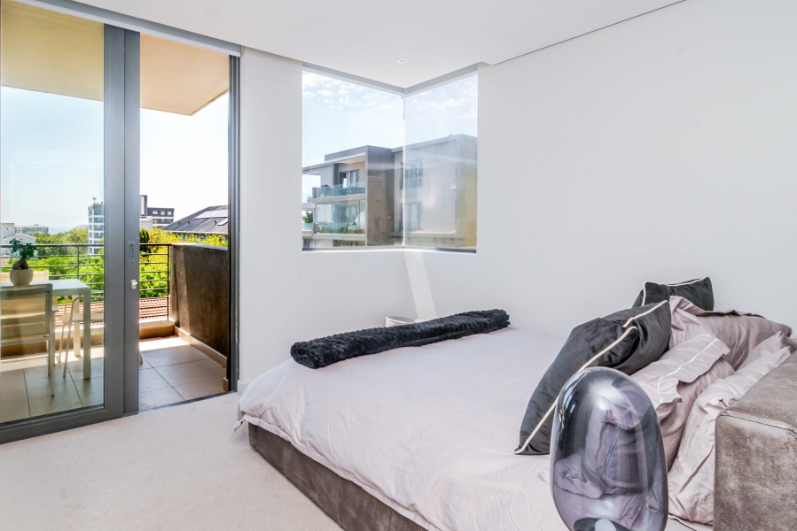 To Let 2 Bedroom Property for Rent in Green Point Western Cape